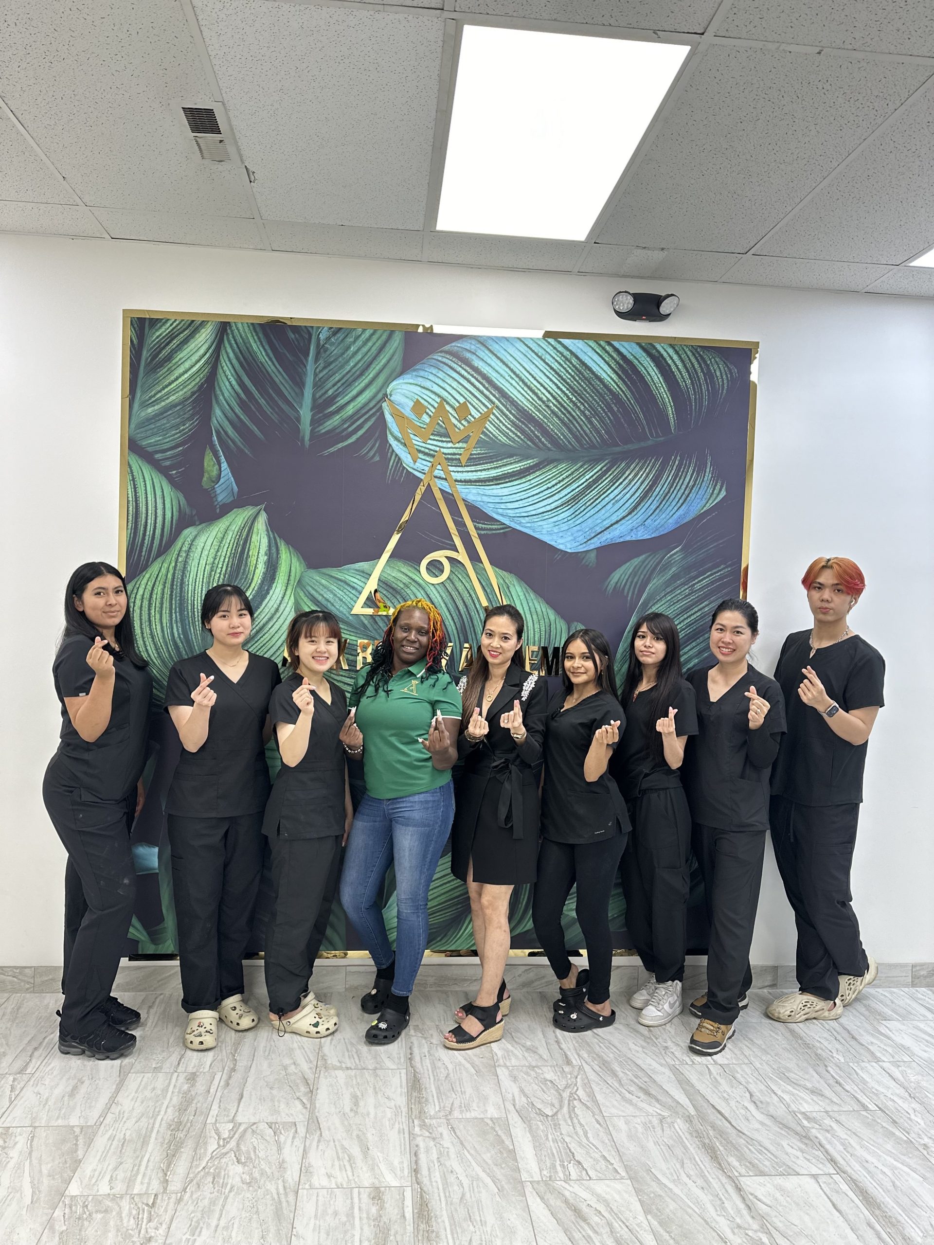 Apex Beauty Academy experts&#039; key suggestions for the success of beauty industry.
